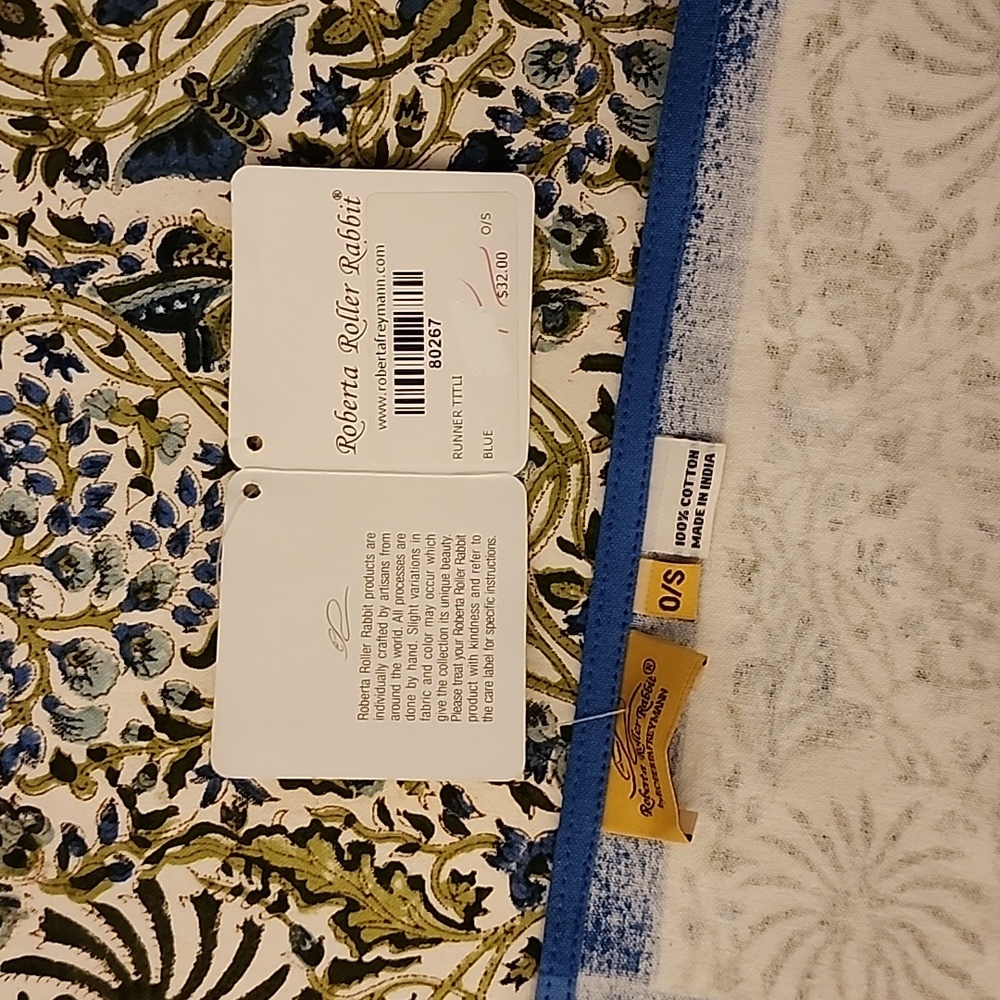 NWT Roberta Roller Rabbit Table Runner - Picture 4 of 5